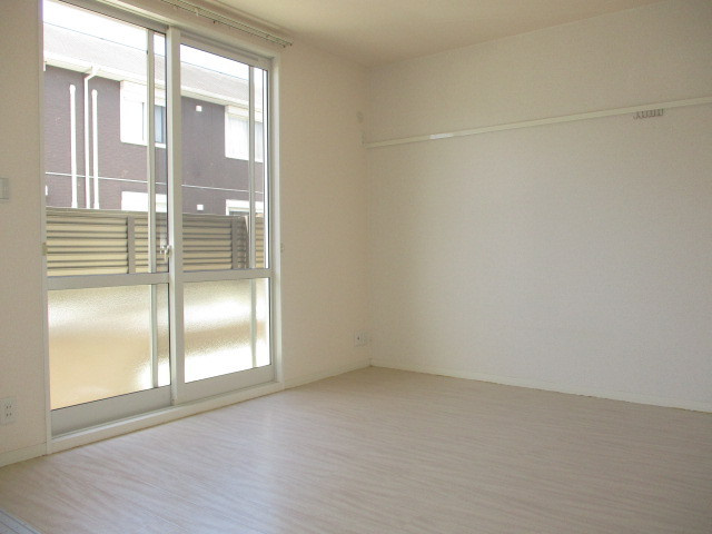 コンフォート東福寺Ａの居間・リビング