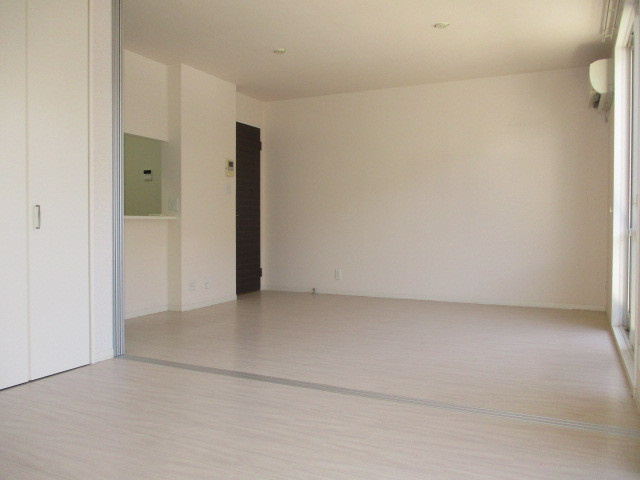 コンフォート東福寺Ａの居間・リビング