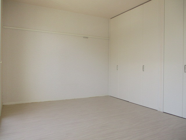 コンフォート東福寺Ａの居間・リビング