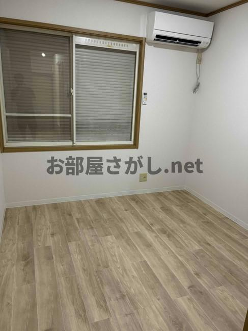 パークサイド北池の居間・リビング