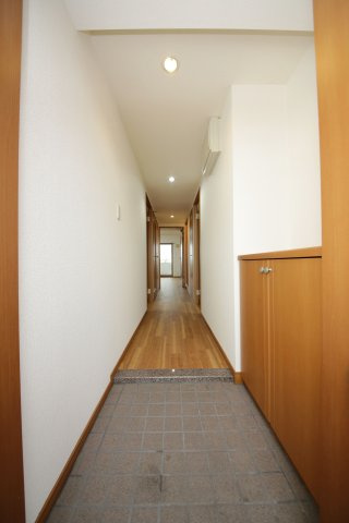 ブランドゥースの内装|別部屋同間取りのお写真となります。参考にご覧くださいませ。別部屋反転間取のお写真になります。参考にご覧くださいませ。