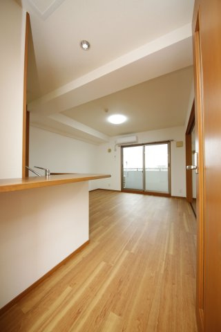 ブランドゥースのその他|別部屋同間取りのお写真となります。参考にご覧くださいませ。別部屋反転間取のお写真になります。参考にご覧くださいませ。