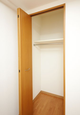 ブランドゥースの収納|別部屋同間取りのお写真となります。参考にご覧くださいませ。別部屋反転間取のお写真になります。参考にご覧くださいませ。