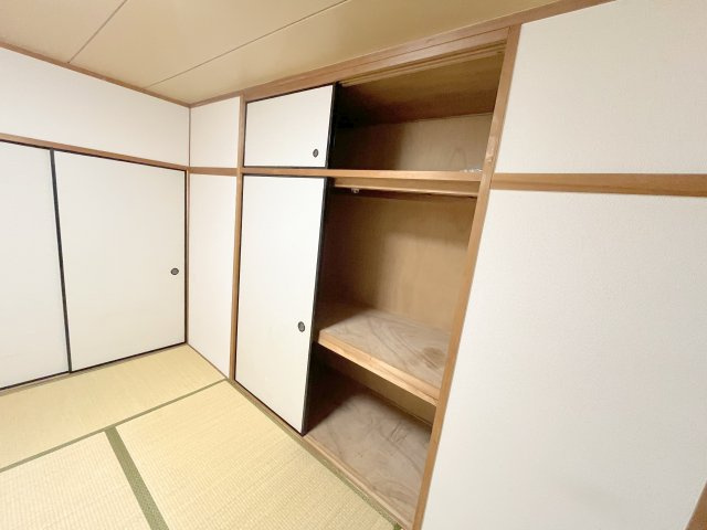 南生駒ハイツの収納