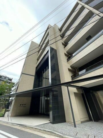 プレシス横濱紅葉坂の外観