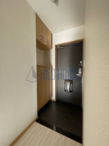 ラ・エルシオンの玄関