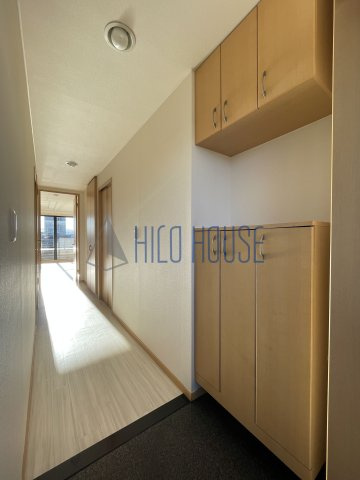 ラ・エルシオンの玄関