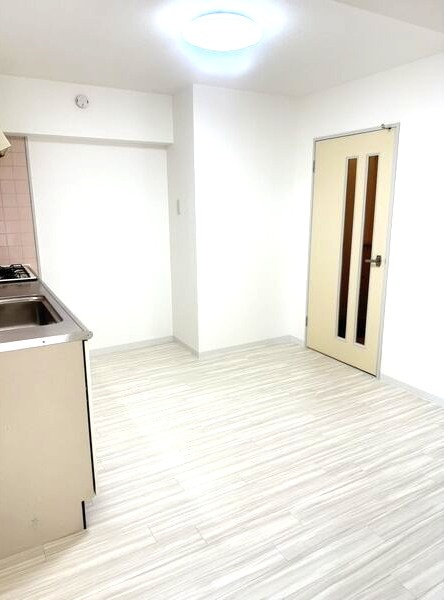 テラスレジデンス鳴海の居間・リビング