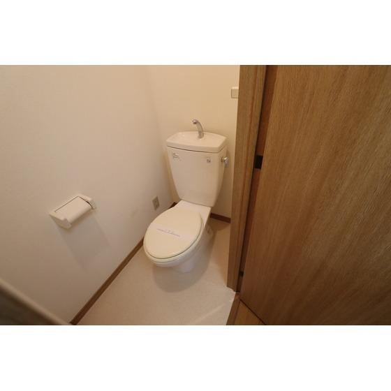 フロンティア恵比寿のトイレ|シンプルで使いやすいトイレです