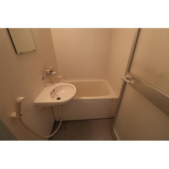 フロンティア恵比寿の浴室|ゆったり過ごせるお風呂です