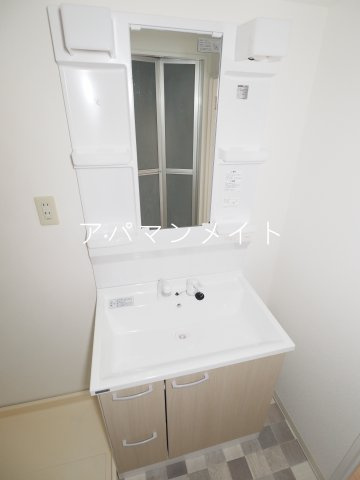 【洗面所】 | YMDⅢマンション | 使いやすい洗面所