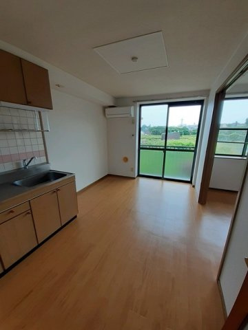 アムールの居間・リビング