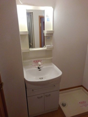 【洗面所】 | シャン　バティ－ルＢ