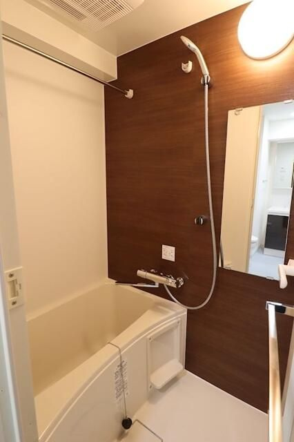 ジェノヴィア白糸台スカイガーデンの浴室