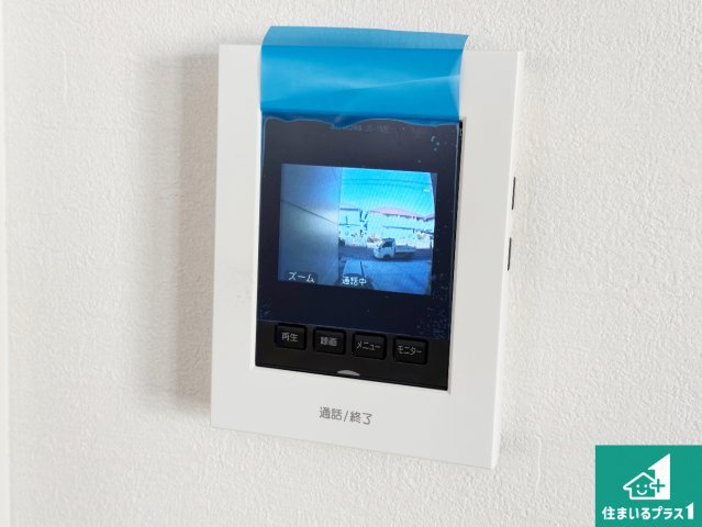 神戸市西区春日台　第1期　新築一戸建ての防犯設備|カラーモニターインターホン！声だけでなく来訪者の姿や顔がモニターで確認できるので、小さなお子様がいらっしゃるご家庭でも安心できます！