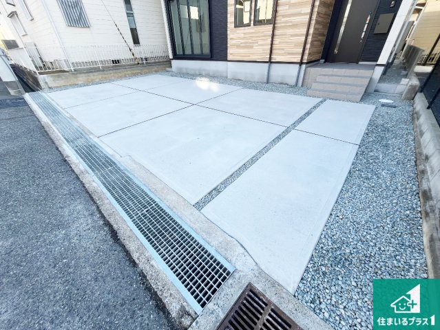 神戸市西区春日台　第1期　新築一戸建ての駐車場|駐車スペース！散水栓があるので、こまめに愛車を洗えます！