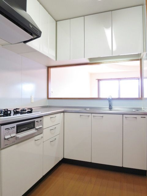 マリベール中須賀のキッチン