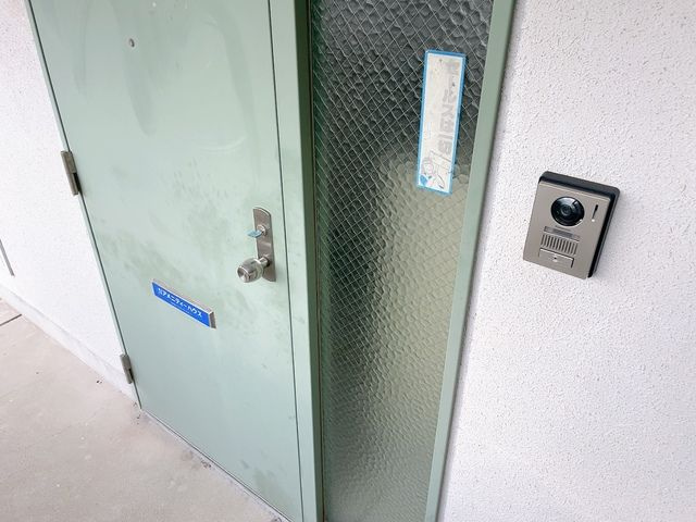 ロイヤルハイツＭＩＴＳＵＹＡの玄関