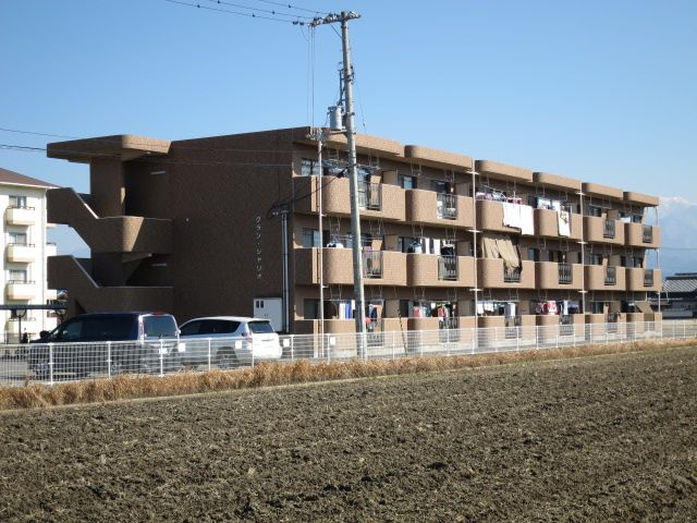 グランシャリオ