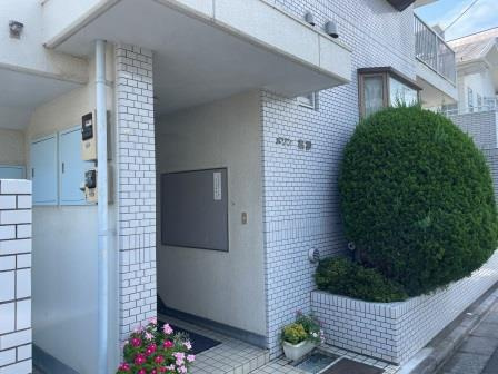 メゾン高砂のエントランス