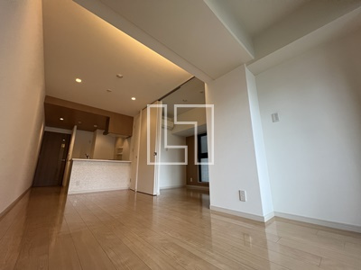 【居間・リビング】 | インペリアルスイート南堀江 | インペリアルスイート南堀江　リビング