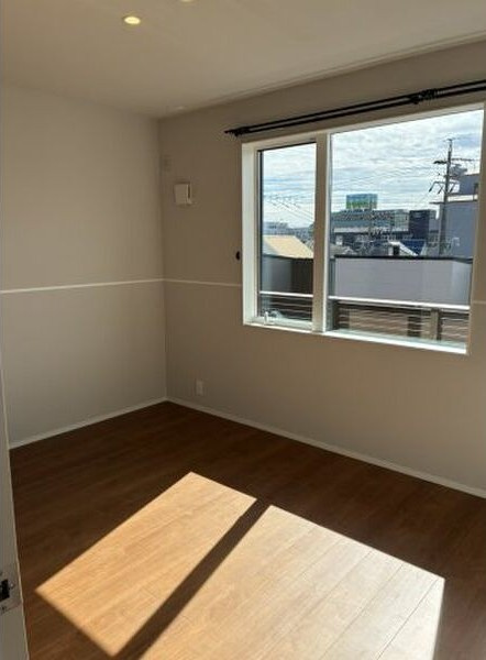 ＣＯＳＭＯ ＴＥＲＲＡＣＥ ガレージハウスの寝室