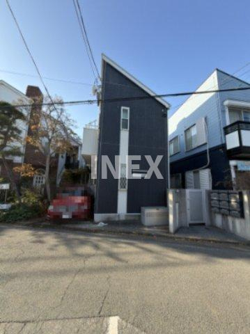 横浜市神奈川区白幡上町のアパートの外観