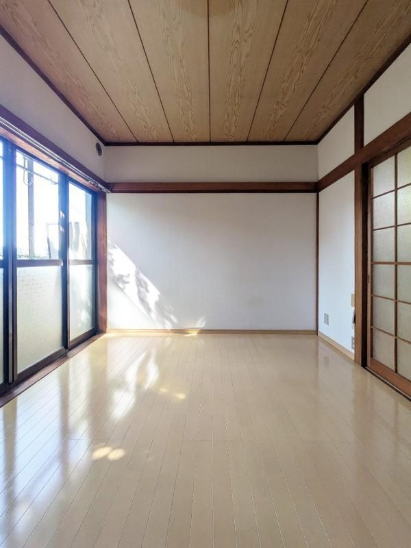 スカイハイツ富士の洋室