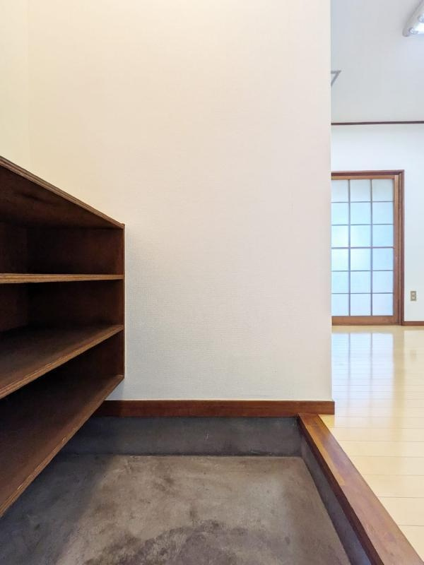 スカイハイツ富士の玄関