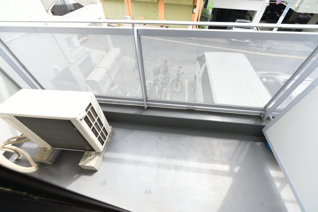 ＫＩＫビルのバルコニー