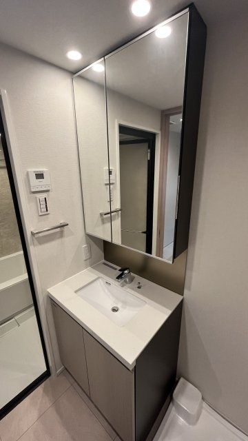 グランスイート麻布六本木の洗面所