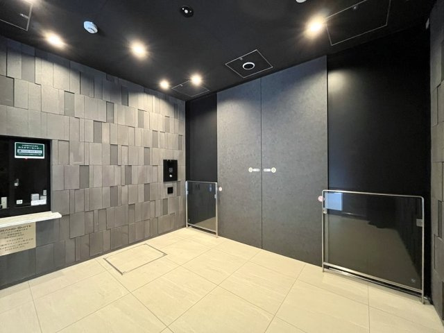 グランスイート麻布六本木のエントランス