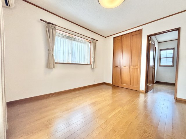 【洋室】の画像