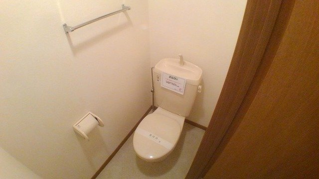 【トイレ】 | リス　プランタンＡ | コンパクトで使いやすいトイレです
