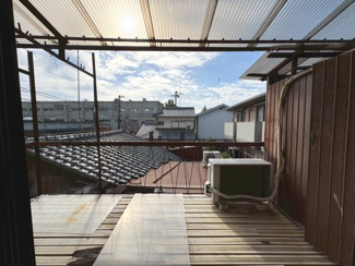 【バルコニー】 | 阪急西京極駅歩７分の昭和レトロな中古住宅 | 明るい！