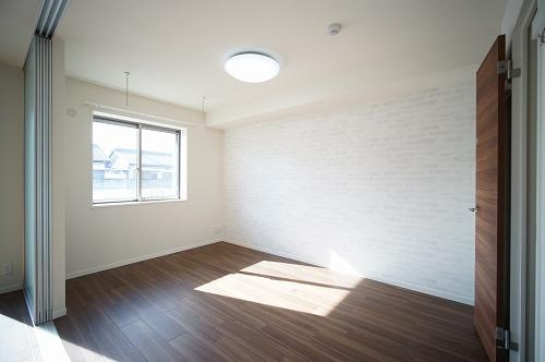 モリオンの洋室