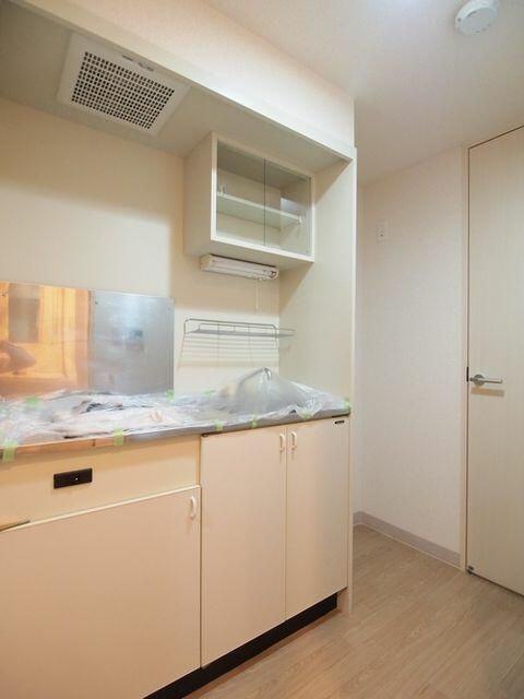 エスティメゾン武蔵小金井のキッチン