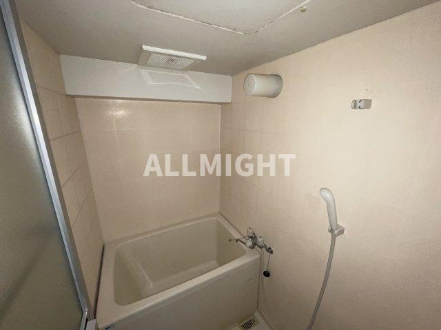 川崎市多摩区生田６丁目の賃貸マンションの浴室|★お部屋探しはオールマイト不動産までご相談下さい♪