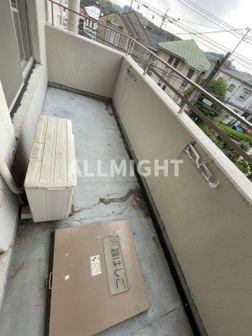 川崎市多摩区生田６丁目の賃貸マンションのバルコニー|★お部屋探しはオールマイト不動産までご相談下さい♪