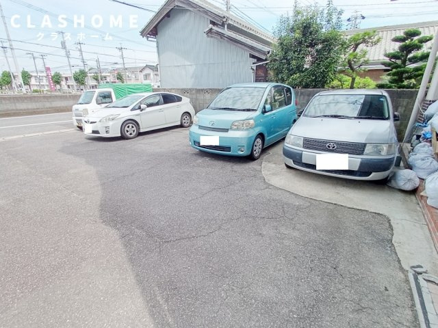 刈谷第３東海ビル　　　刈谷市の賃貸ならクラスホーム刈谷店の駐車場