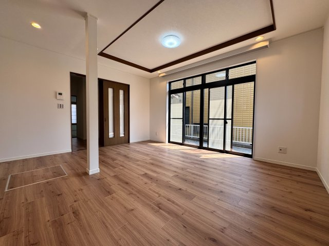 所沢市林2丁目中古戸建ての居間・リビング