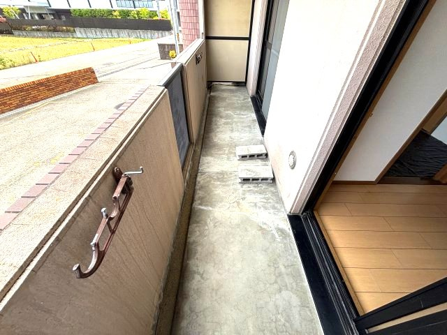 ラルジュウエストのバルコニー