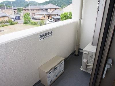 【バルコニー】 | グランシャリオ