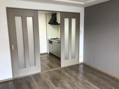 【内装】 | リバーサイドビレッジ | 洋室