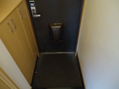 【玄関】 | ルミナスコート | 玄関