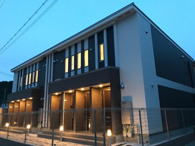 【外観】 | ワレアウナテ | 外観写真（夜）