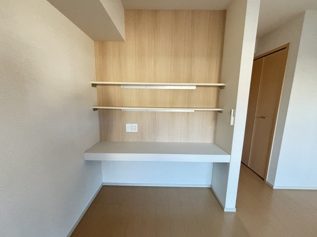 アムール・クロワール　Ａの玄関