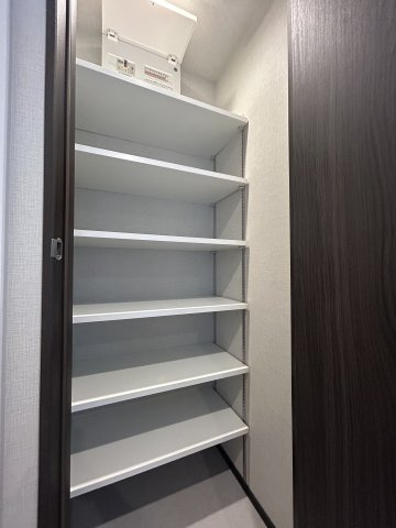 グローリオシェルト駒込の収納