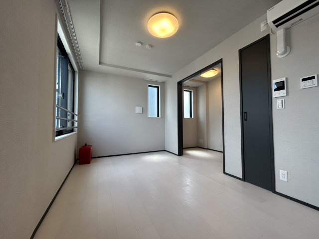 グローリオシェルト駒込の居間・リビング