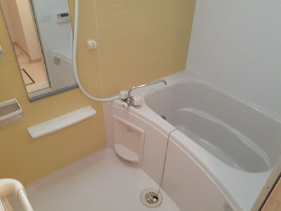 【浴室】 | スマイル　タウンＢ | ゆったり過ごせるお風呂です